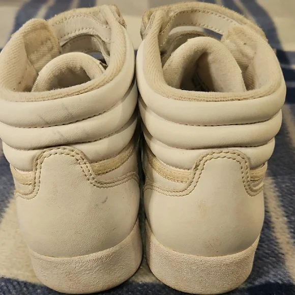 Reebok White and Silver High-Top Sneakers 057 - Picture 5 of 6